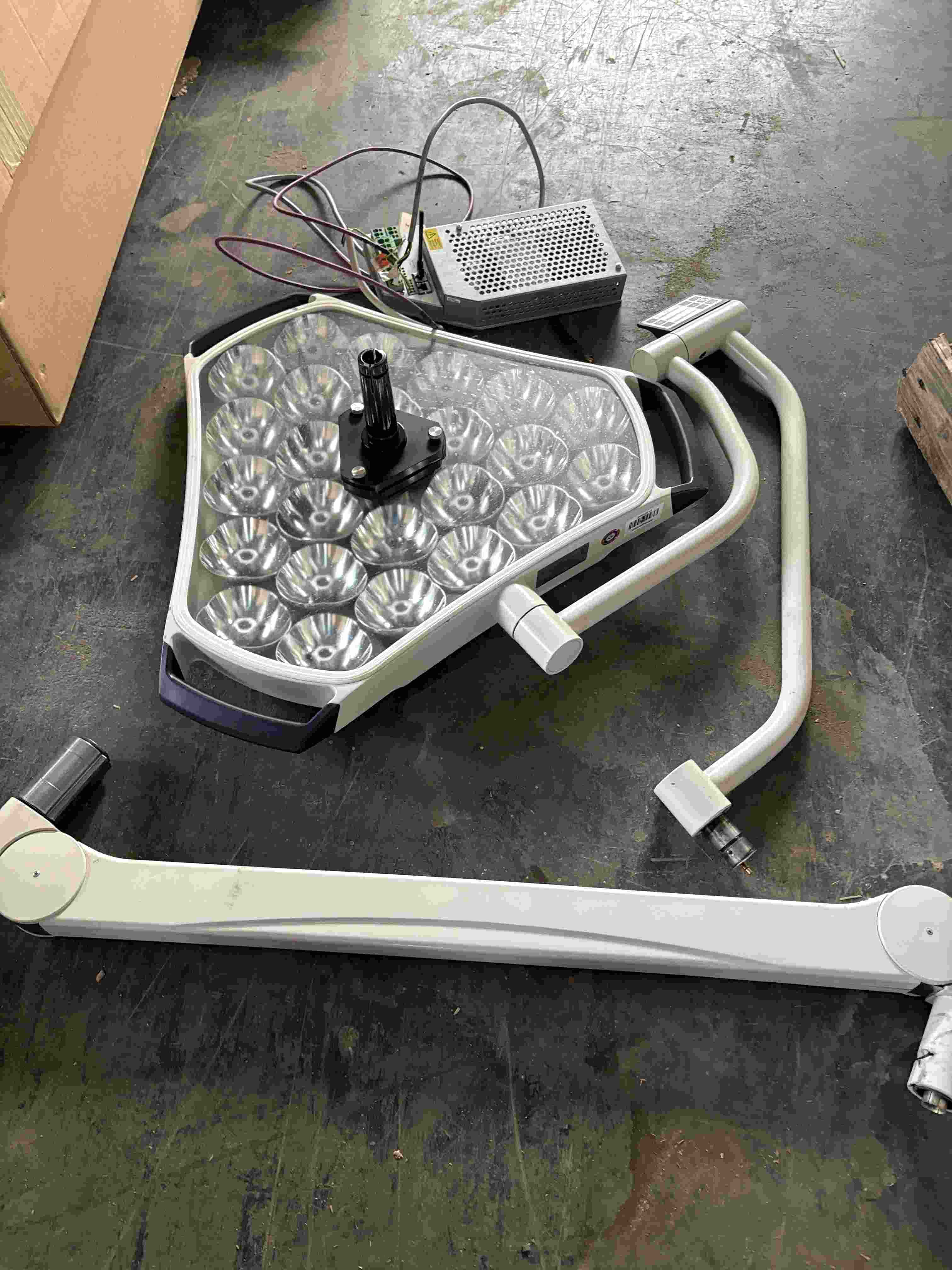 SIMEON MEDICAL Sim.LED 5000 MC Surgical light