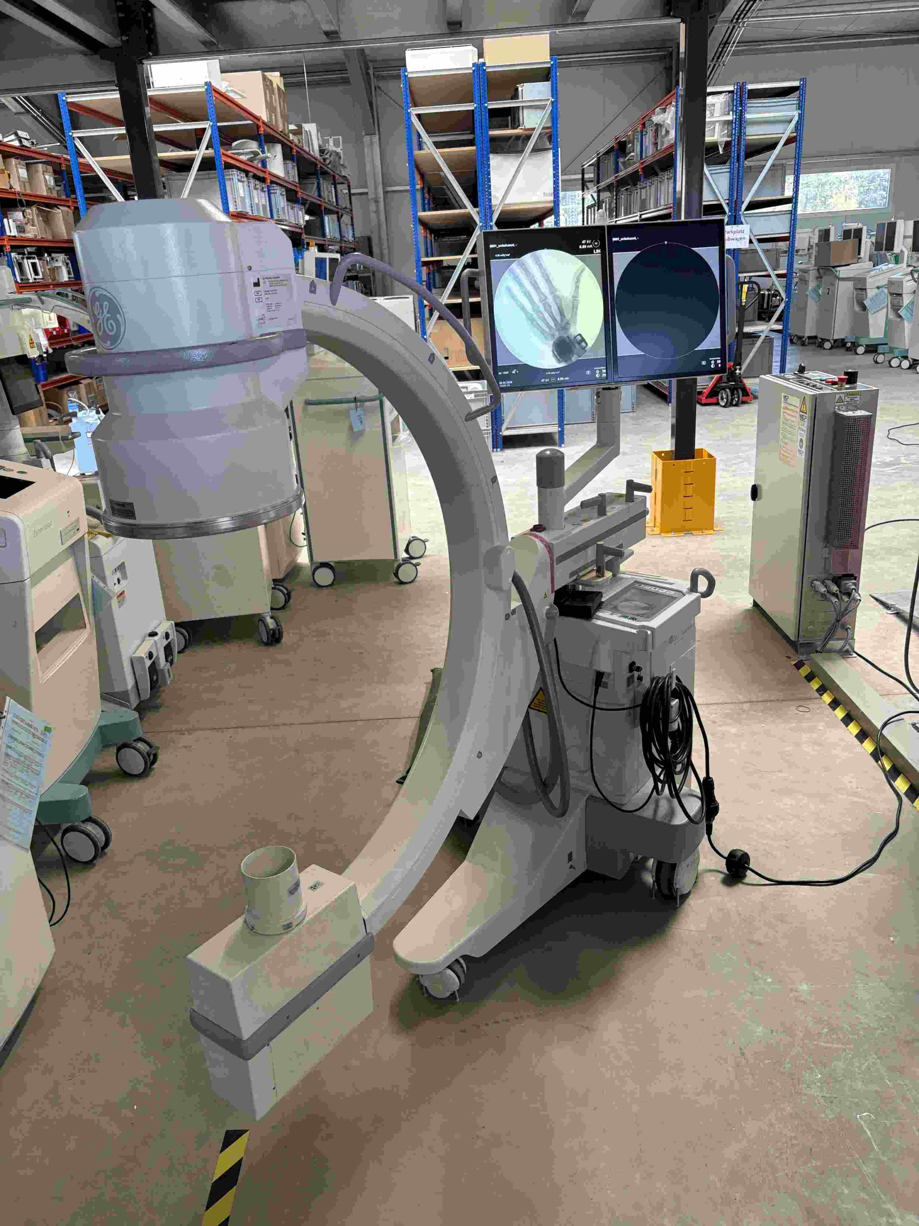 GE OEC FluoroStar 7900 C-arm