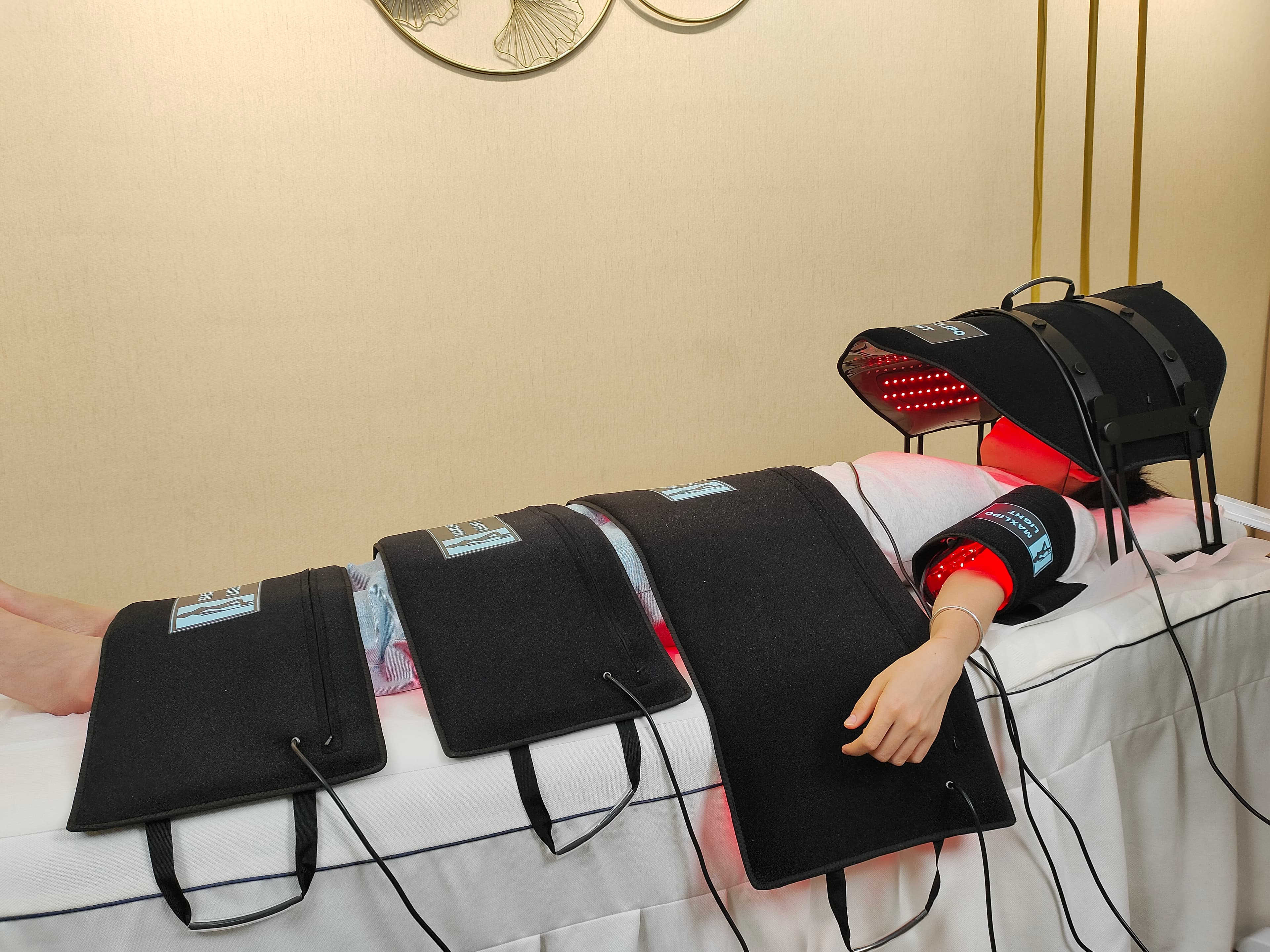 HEBEI TUOSITE 5D Maxlipo Infrared light therapy device