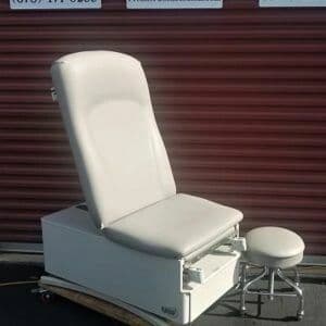 For Sale UMF Power Exam Table 4040 w New Graphite Upholstery 600 lb capacity – Power Base & Back Exam Table