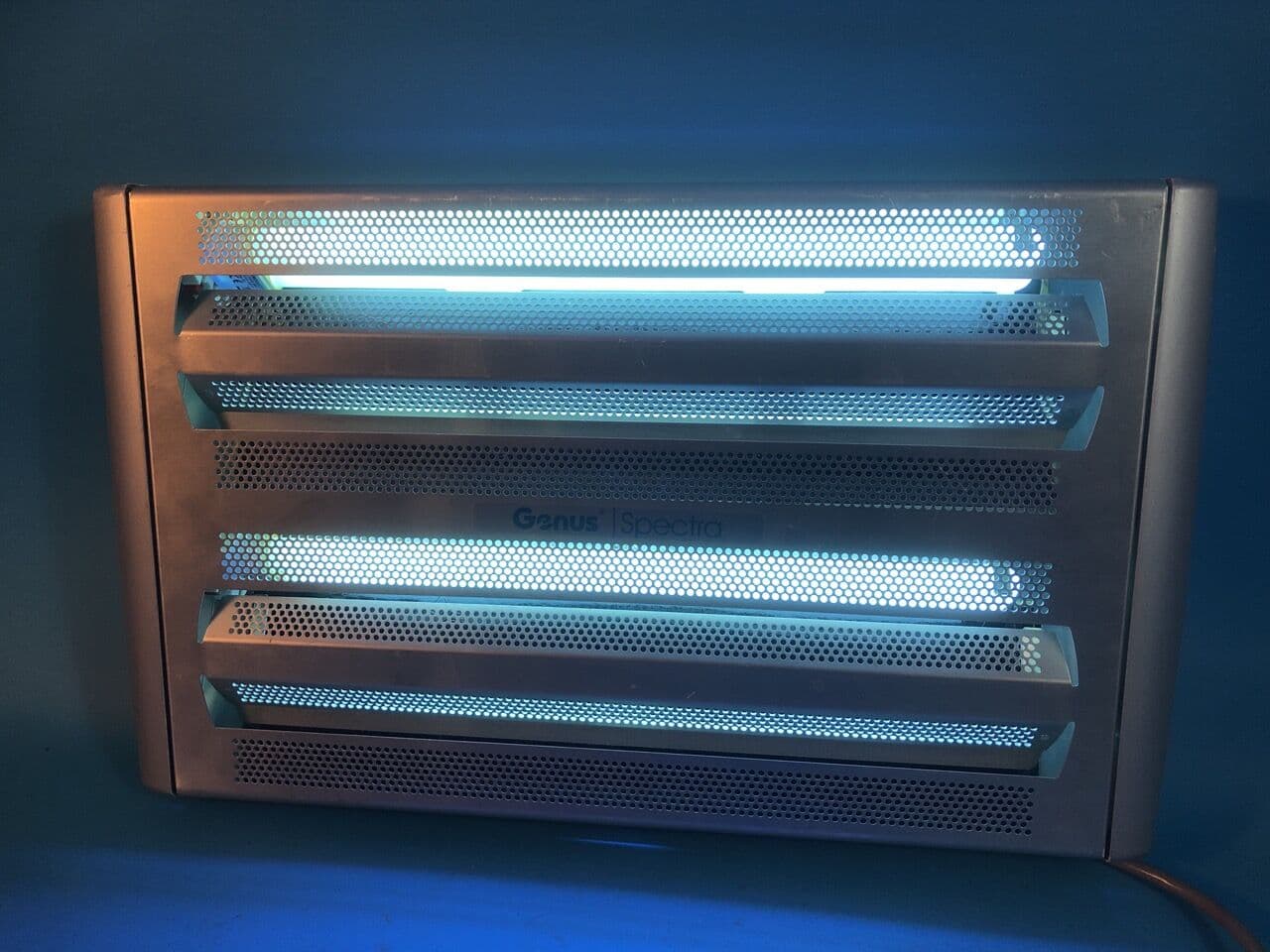 For Sale GENUS Spectra UV Fly Light Trap