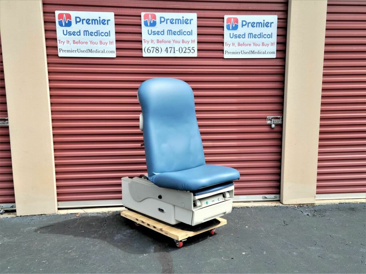 For Sale RITTER MIDMARK Power Exam Table 623 w New Blue Upholstery Exam Table