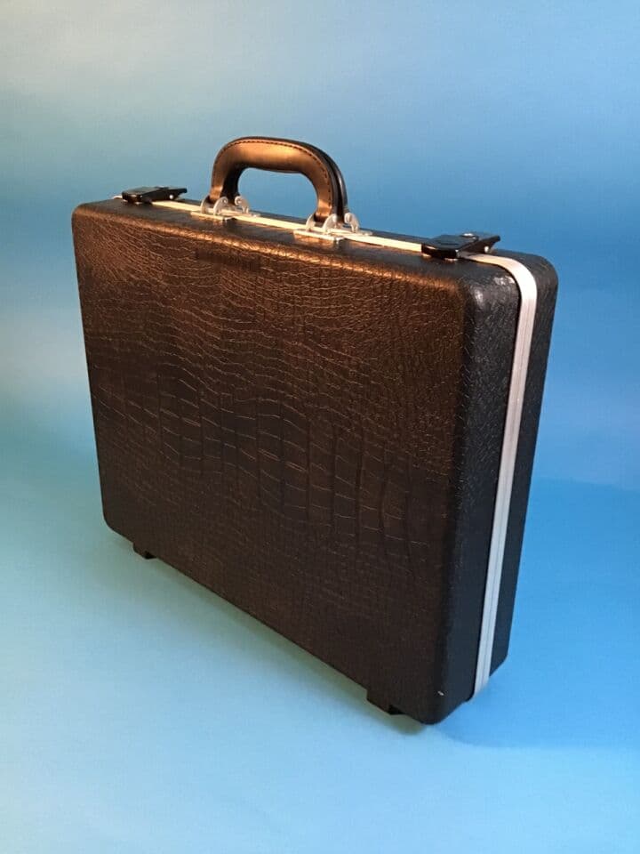 For Sale DOSKOCIL Black hard case: Vintage Alligator Print black hard case - No keys - 15” x 18” x 4.5”
