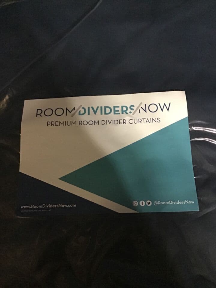 For Sale ROOMDIVIDERSNOW PREMIUM CURTAINS, LOT OF 3