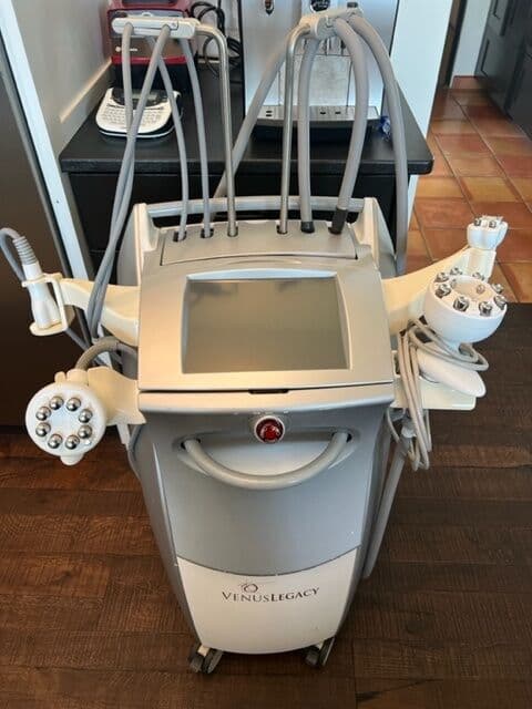 For Sale VENUS LEGACY Laser - Radio Frequency (RF)