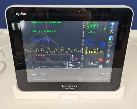 For Sale SPACELABS qube™ Compact Patient Monitor Monitor