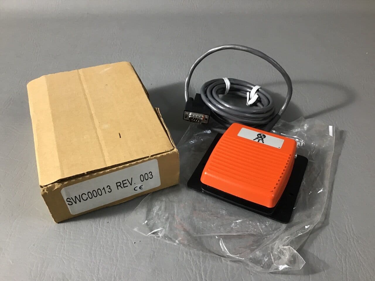 For Sale LINEMASTER SWITCH CORP. 971-SWINOM Footswitch