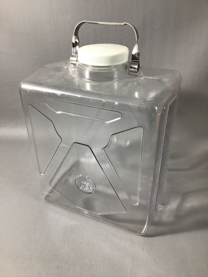 For Sale NALGENE Container Ug Bottle 20 Liter: 5 Gal 20 Liters 5 Gallon/20 Liter Rectangular Polycarbonate Nalgene™ Clearboy™ Container wit