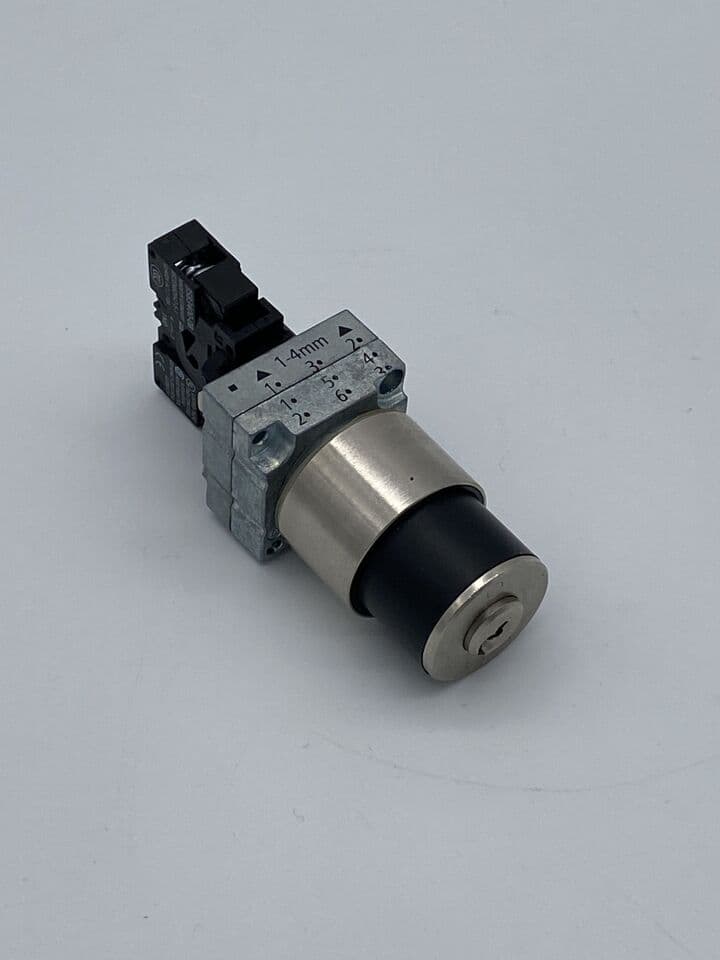 For Sale SIEMENS Siremobil Compact L Key Switch C-Arm Parts P/N 3099764