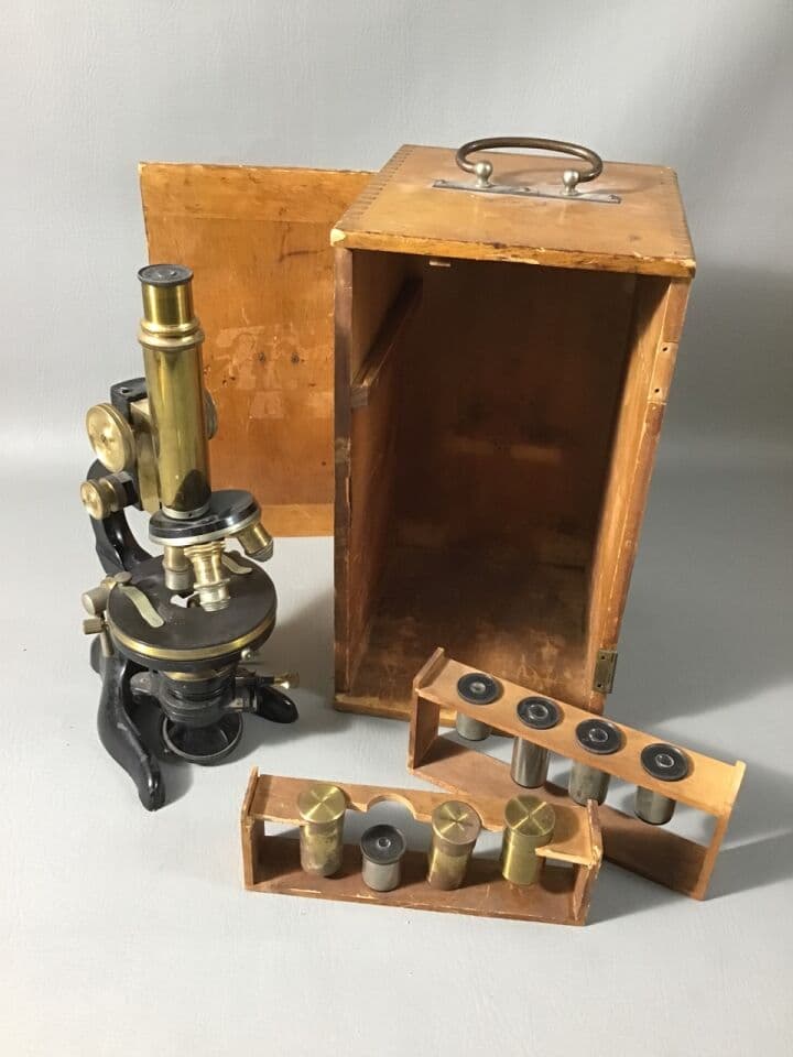 For Sale OEL-IMMERSION Antique Microscope Set: The box and wood need to be refurbished/repaired. The brass scope appears to be intact. Pretty cool col