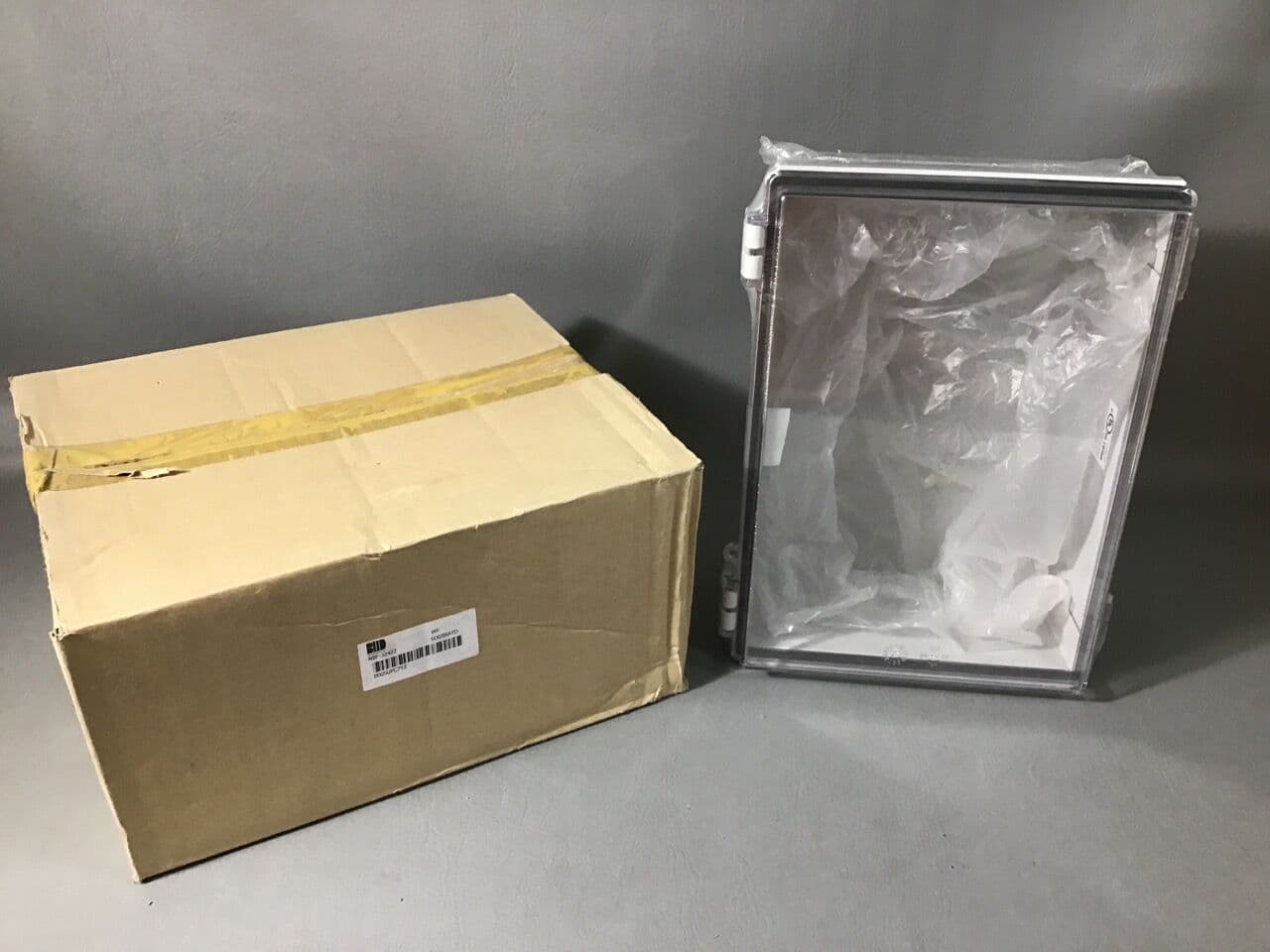 For Sale BUD INDUSTRIES NBF-32422 Polycarbonate Wall Mount Electrical Enclosure
