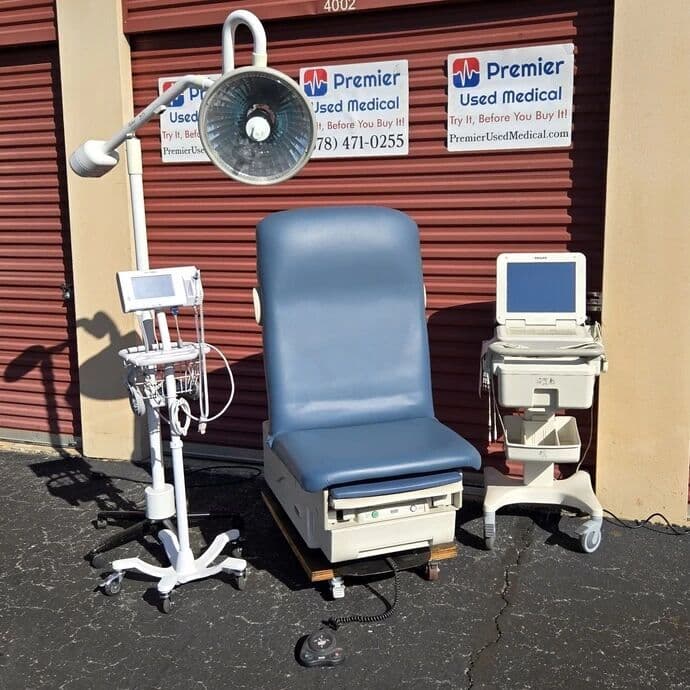 For Sale MIDMARK RITTER 623 Denim Blue Round Upholstery Exam Table