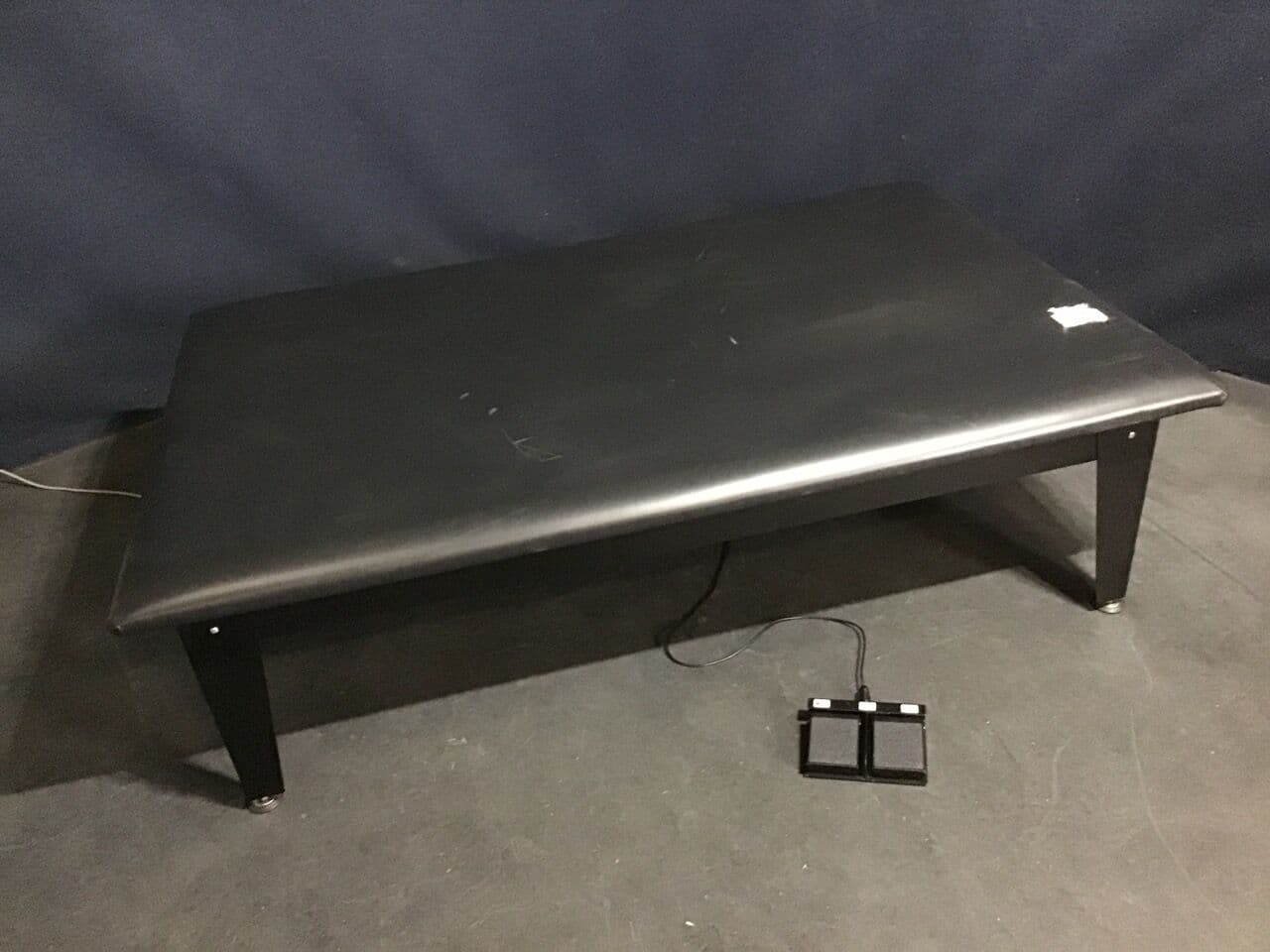 For Sale HAUSMANN 1427-46-122 Bariatric Power Hi-Lo Mat Table