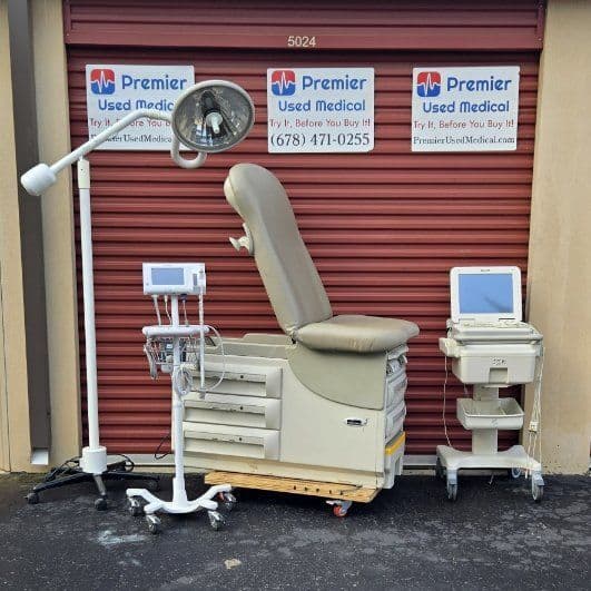 For Sale MIDMARK RITTER 604 w Versailles Shadow Upholstery Exam Table
