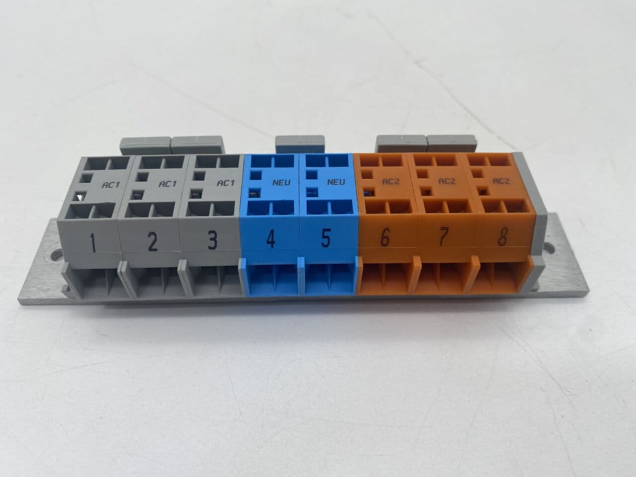 For Sale GE HEALTHCARE OEC Flexiview 8800 PLATE, MTG, TERM BLOCK C-Arm Parts P/N 00-879613-01