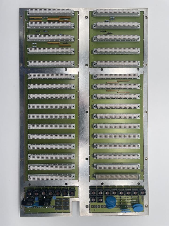 For Sale PHILIPS Integris IDSC/XTV16-backpanel Cath Angio Lab Parts P/N 452216700811 / 452216603903