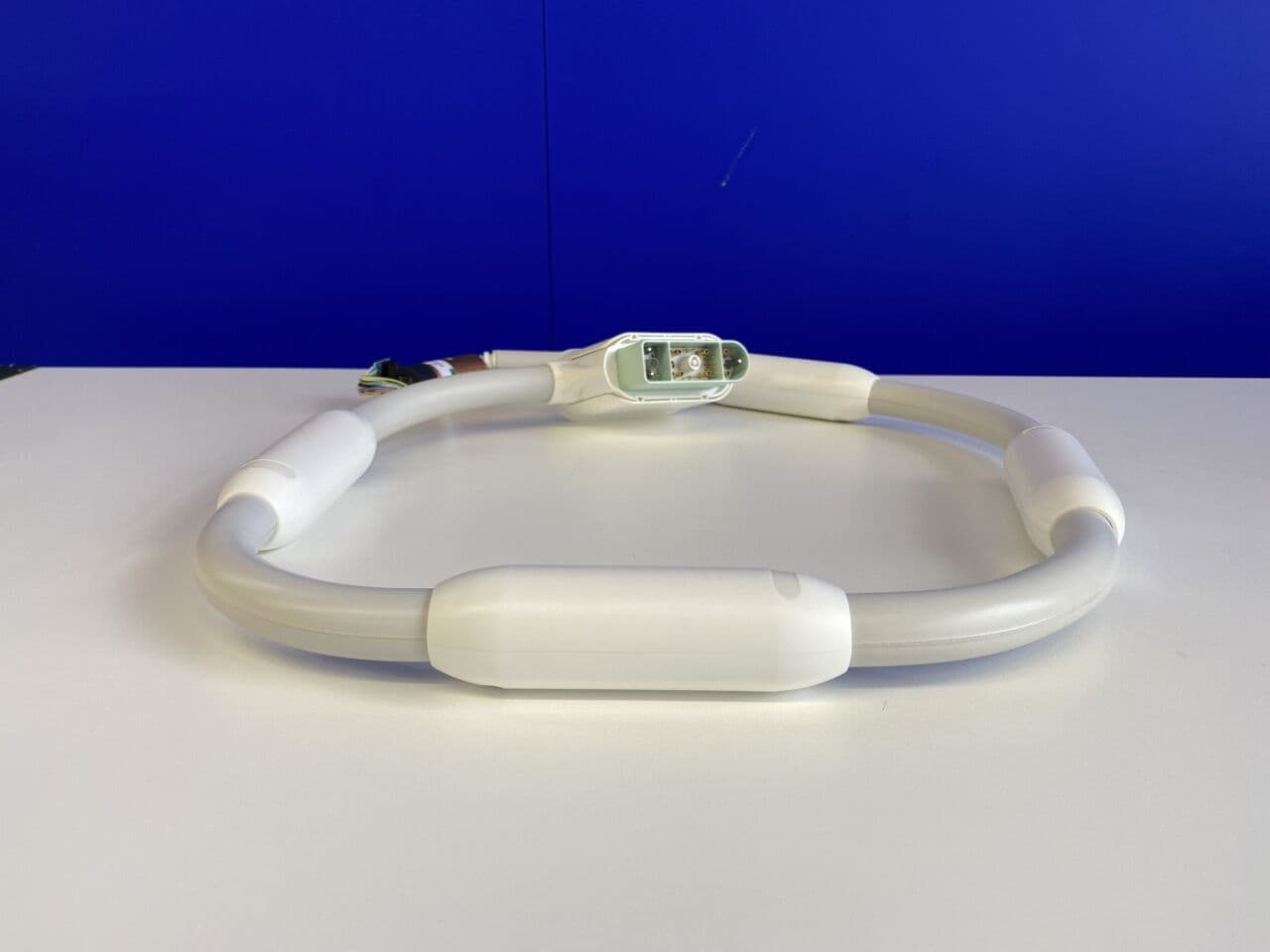 For Sale SIEMENS MAGNETOM Prisma Body 30 cable MRI Scanner Parts P/N 10835620