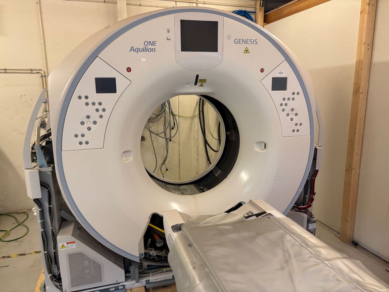 For Sale CANON Aquilion One Genesis Edition CT Scanner