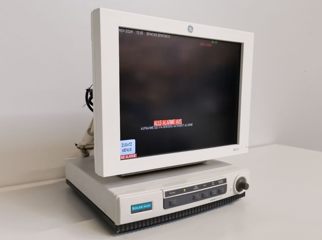 For Sale GE Solar 8000 with MD15 Monitor Bedside Monitor