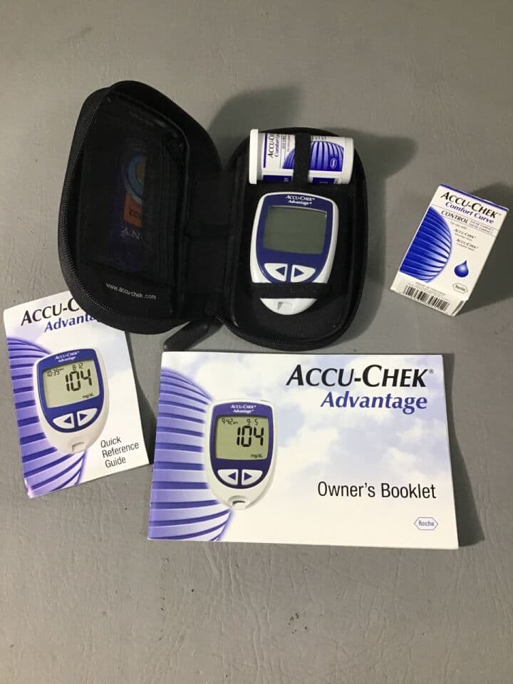 For Sale ROCHE Accu-Chek Advantage Blood Sugar Analyzer