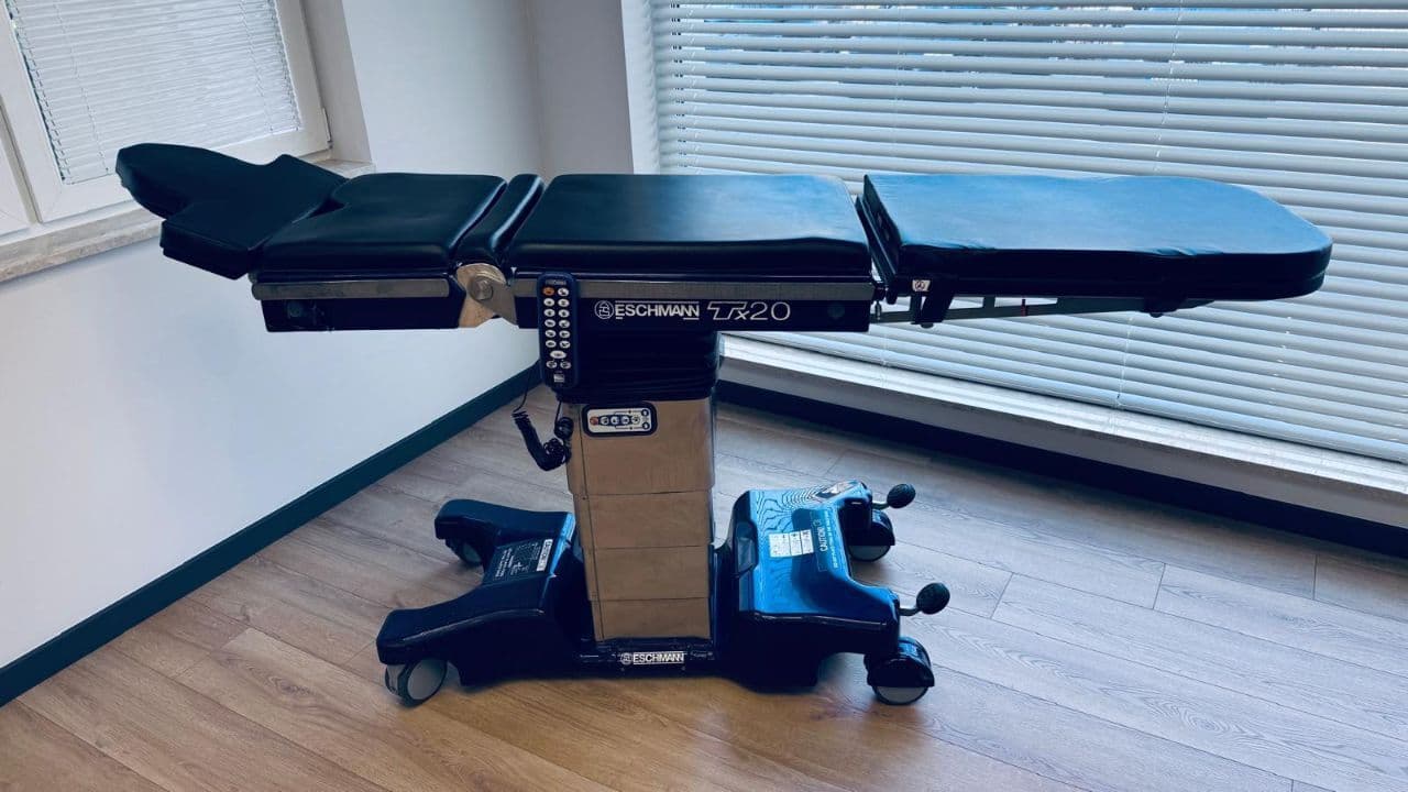 For Sale ESCHMANN TX20 YOM: 2017 O/R Table