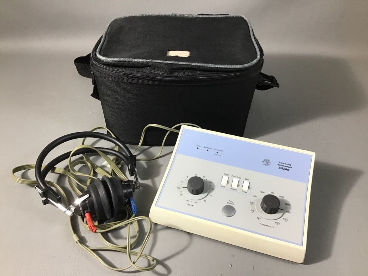 For Sale INTRACOUSTICS AS208 Screening Audiometer