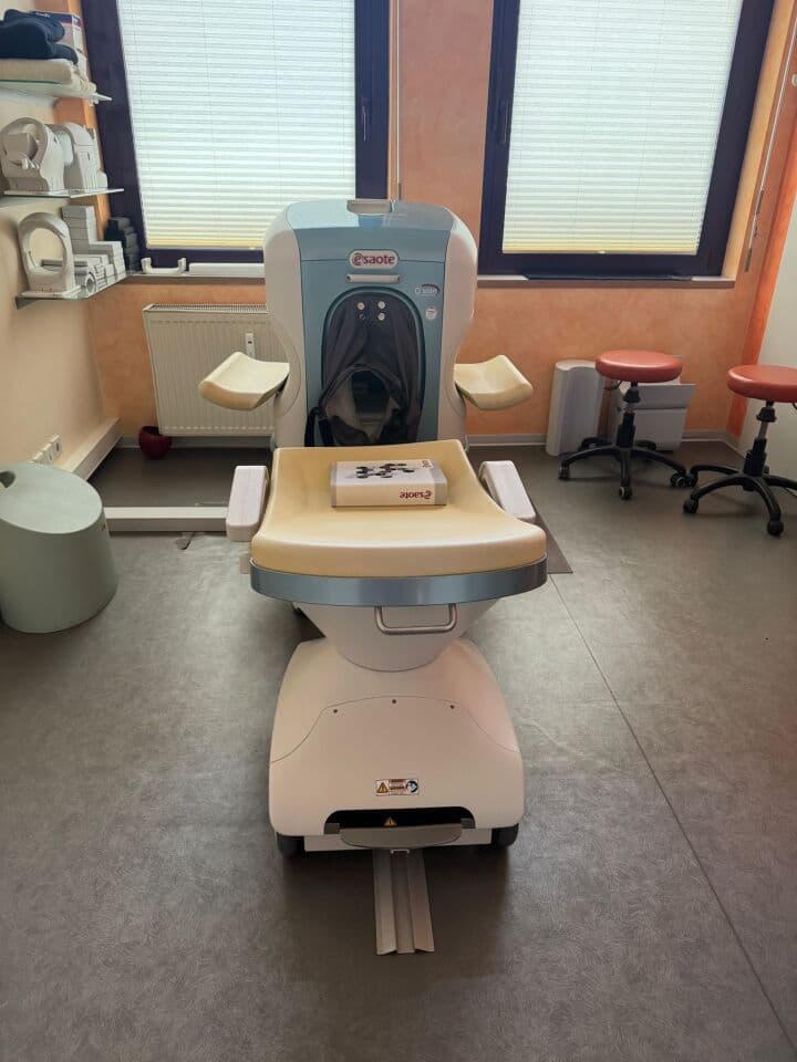 For Sale ESAOTE O-Scan MRI Scanner