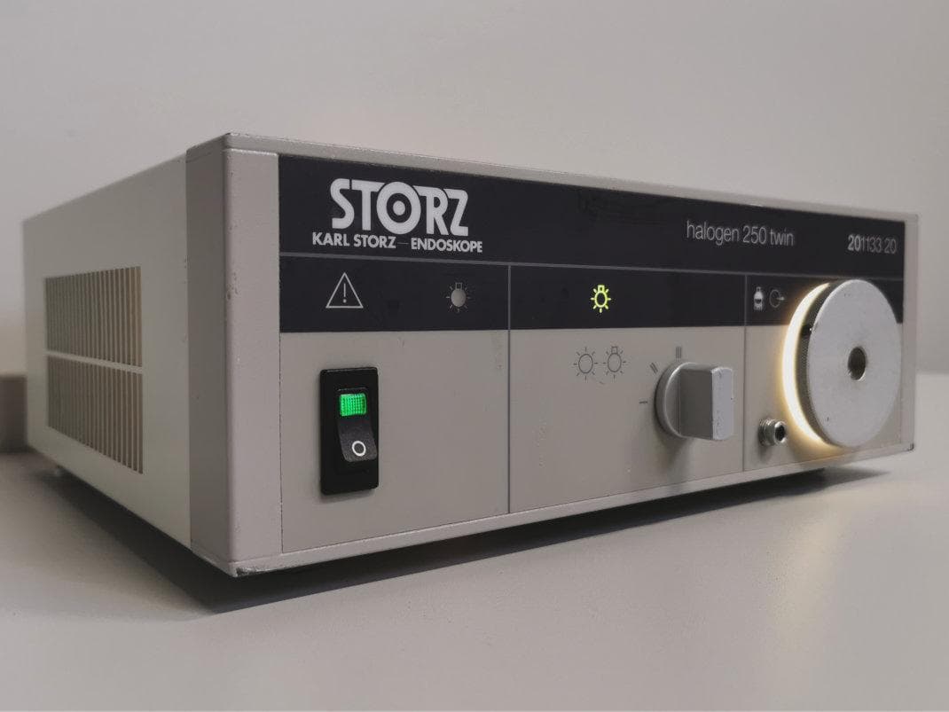 KARL STORZ halogen 250 twin 201133 20 Endoscope light source