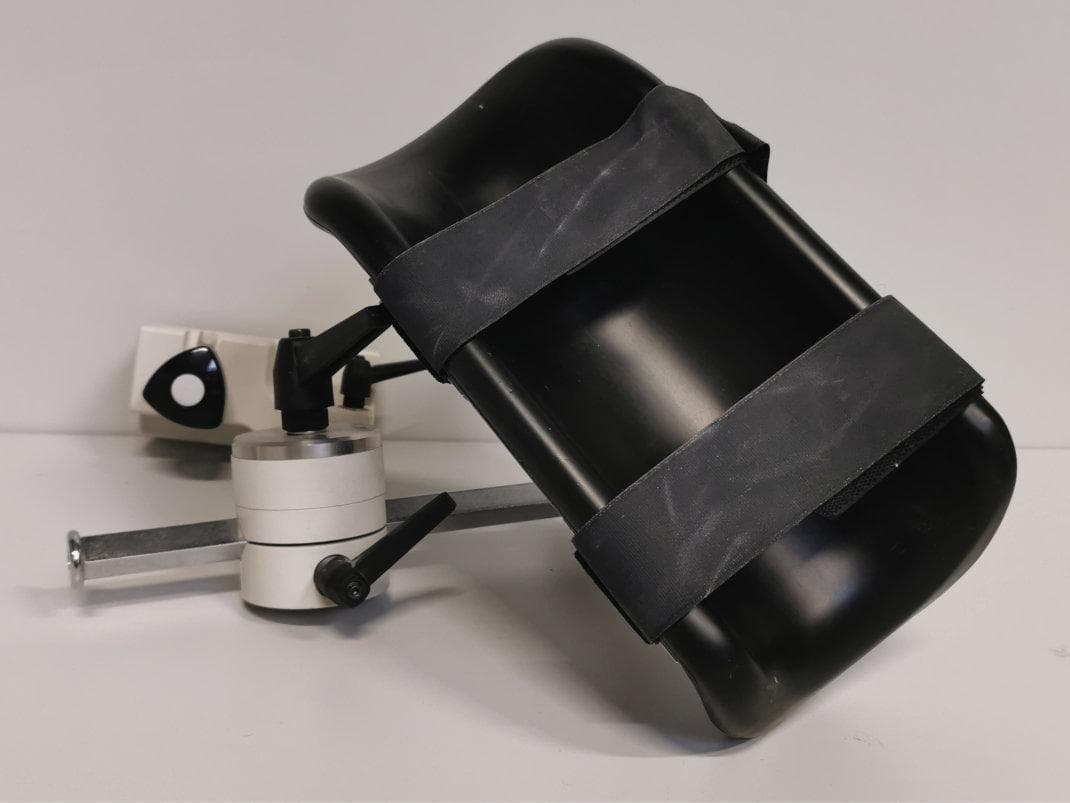 PHILIPS P/N 9835 252 90002 Leg holder