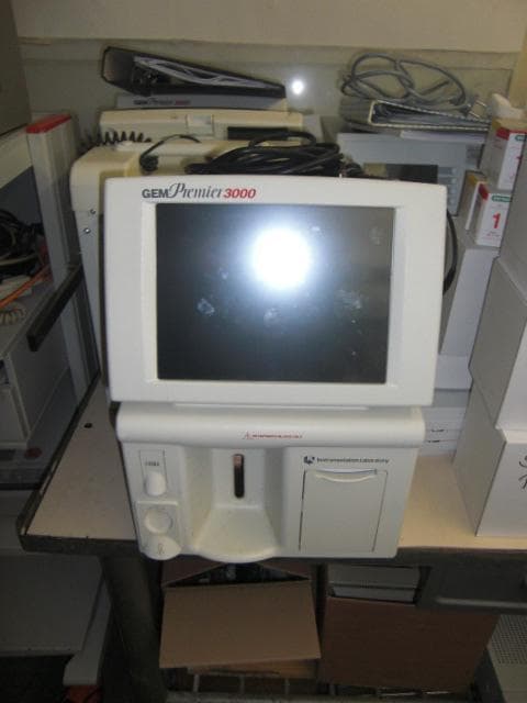 INSTRUMENTATION LABORATORY GEM Premier 3000 Blood Gas Analyzer