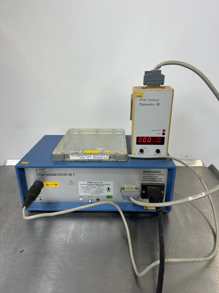 PTW Diamentor M1 Dosimeter