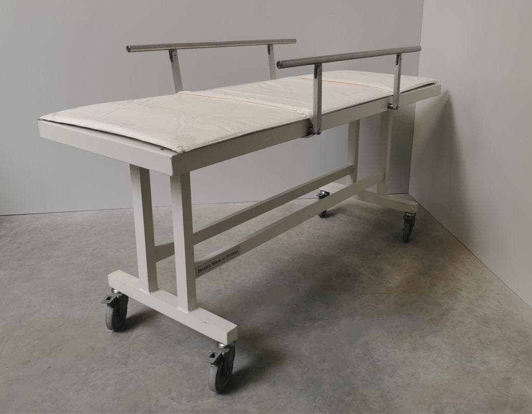 BIODEX 240-100 Examination table