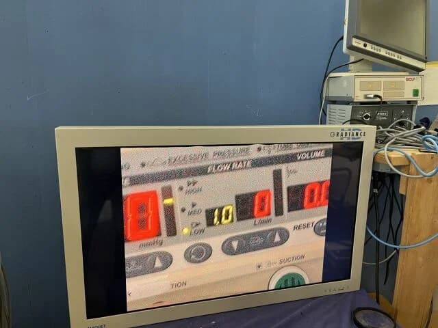 NDS SC-WU42-A1515 Surgical Display