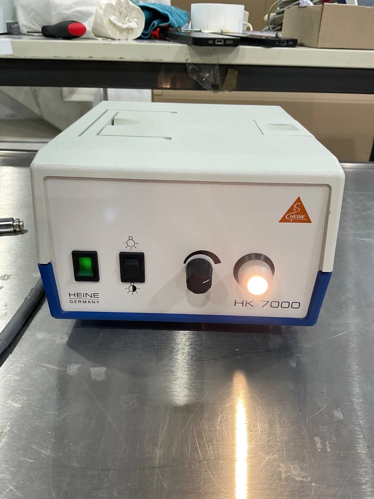 HEINE HK 7000 Surgical headlight