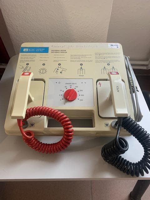 HELLIGE Defiport SCP 912 Defibrillator