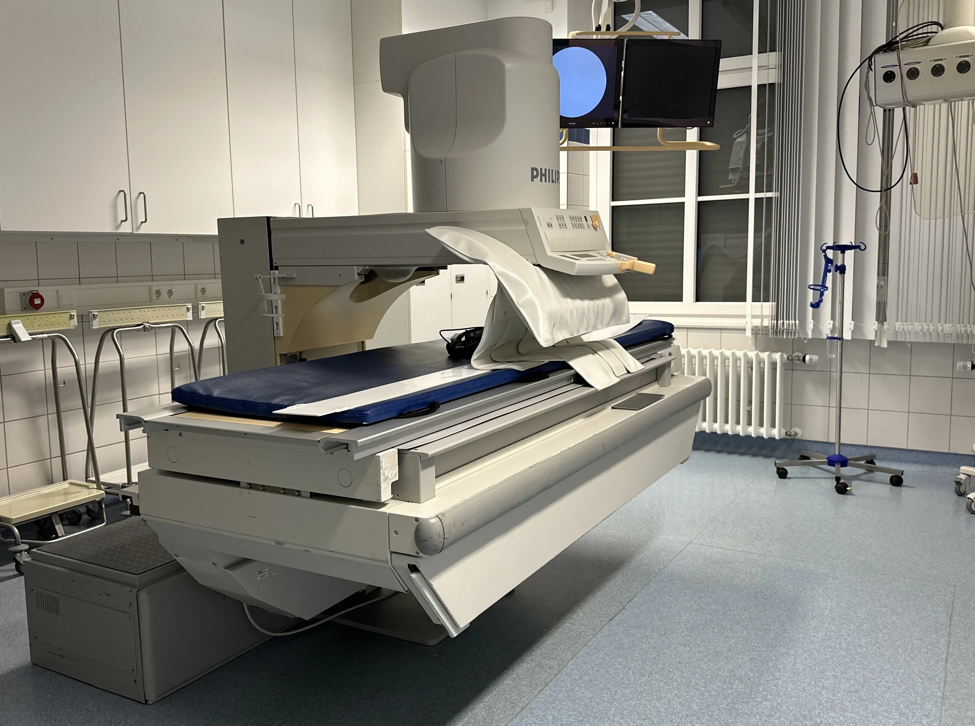 PHILIPS EasyDiagnost Eleva X-ray machine