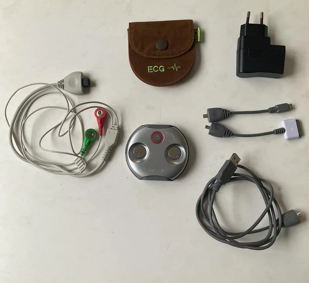 REKA HEALTH E100 EKG Machine