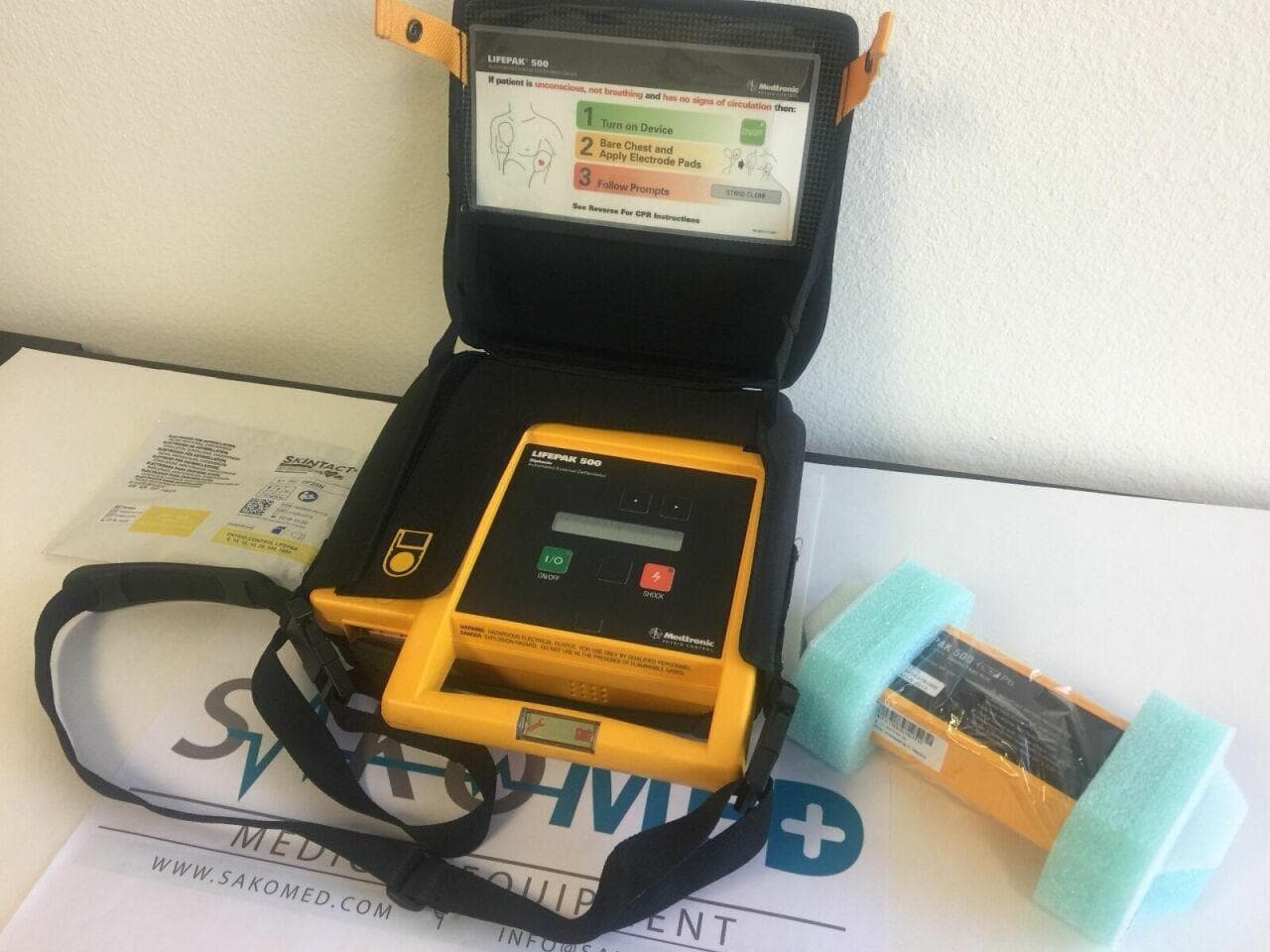 MEDTRONIC Lifepak 500 Defibrillator