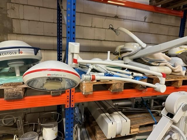 KLS MARTIN ML 301 Surgical light