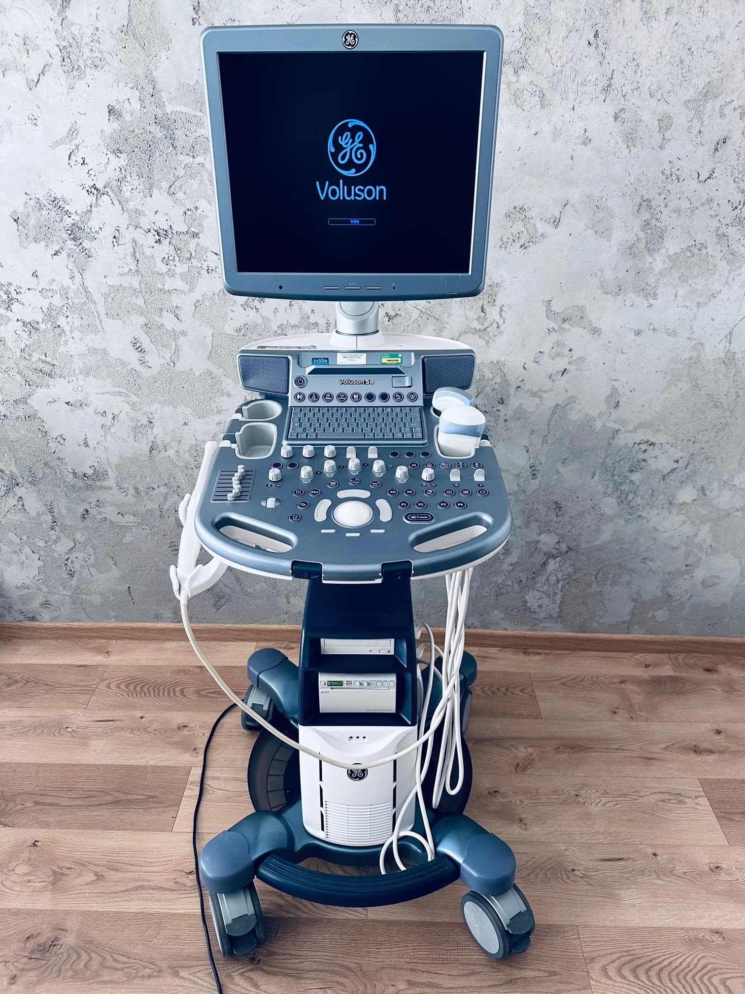 GE Voluson S8 Ultrasound Machine