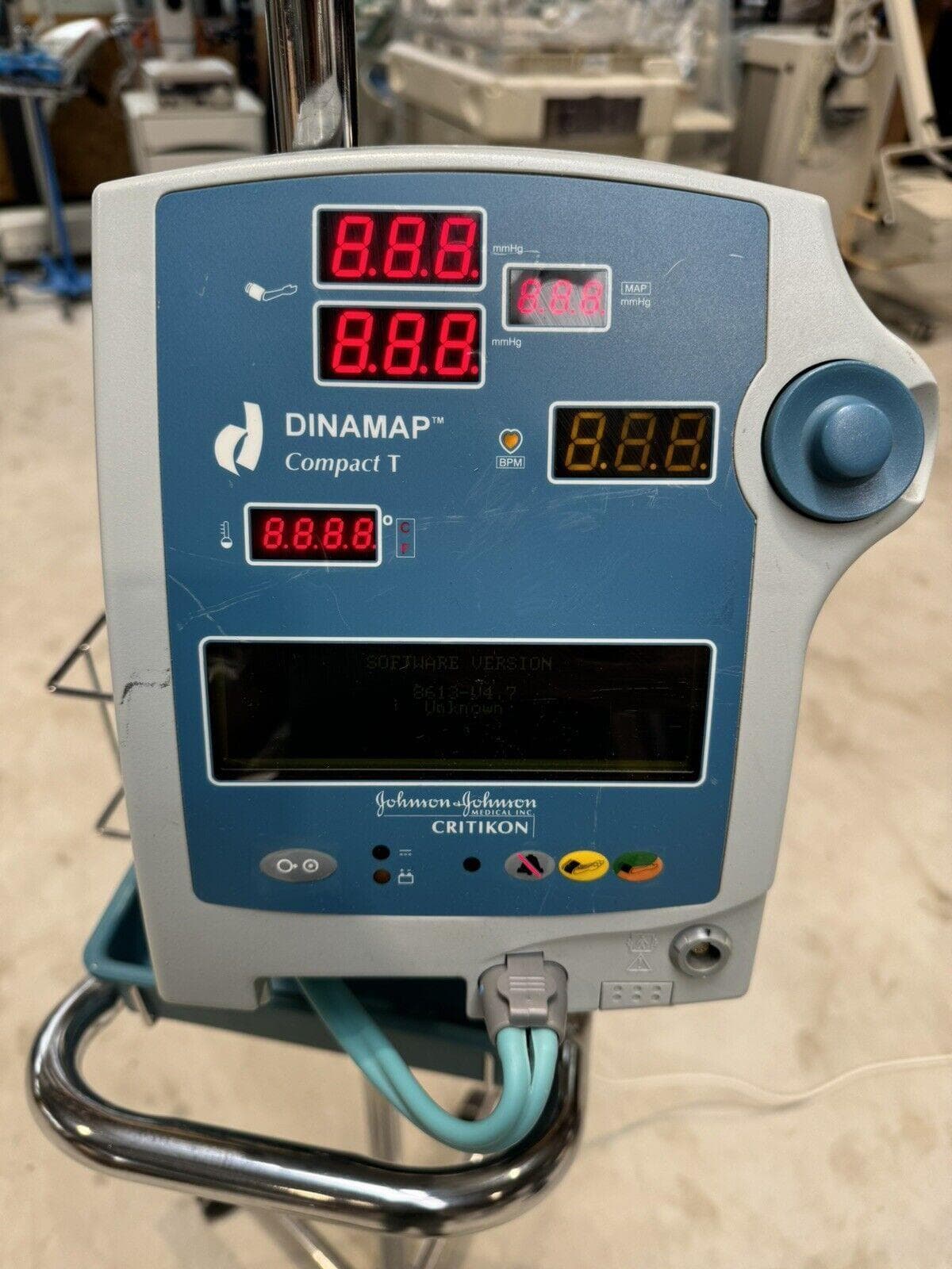 CRITIKON Dinamap Compact TS Patient monitor