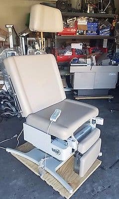 For Sale UMF Power Exam Chair 5020 Exam Table