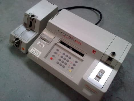 For Sale J&J MEDICAL SOLUTIONS INC VITROS DT 60 II Chemistry Analyzer