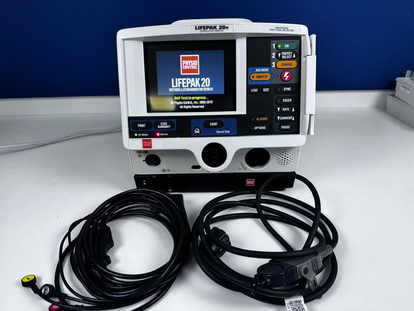 MEDTRONIC LifePak 20e Defibrillator