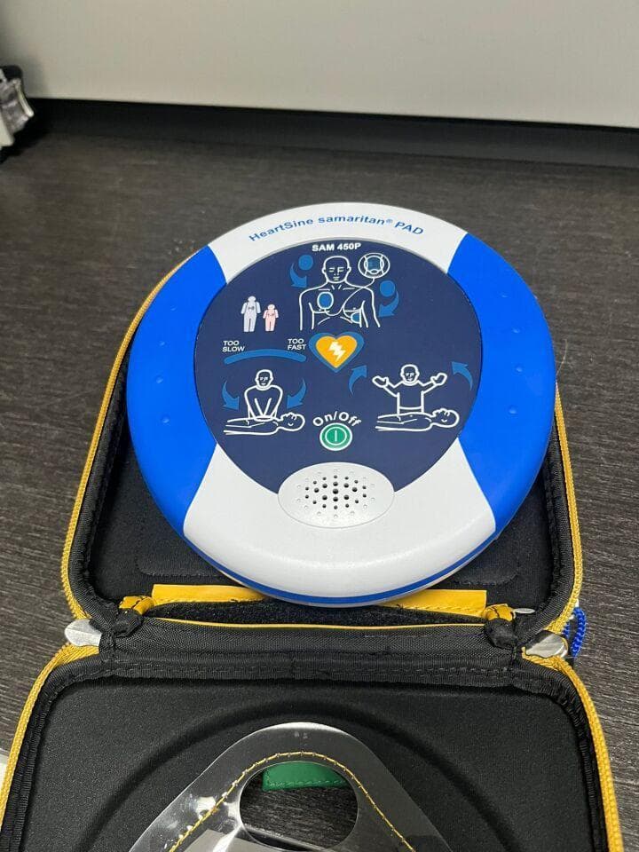 HEARTSINE samaritan PAD 450P Defibrillator