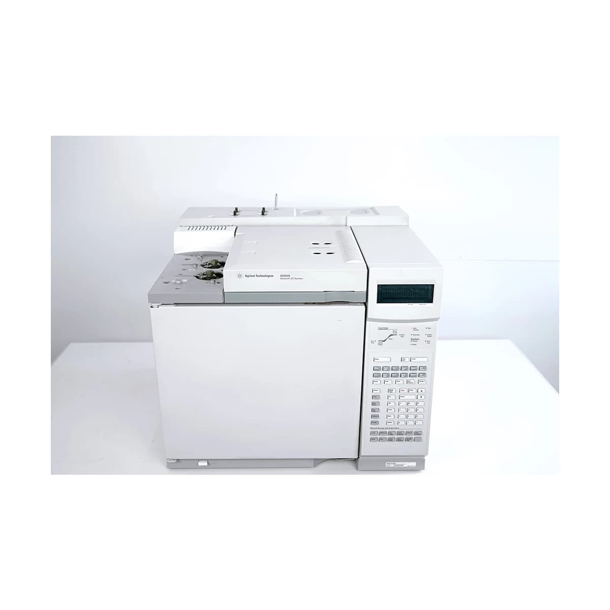 AGILENT 6890N Gas Chromatograph