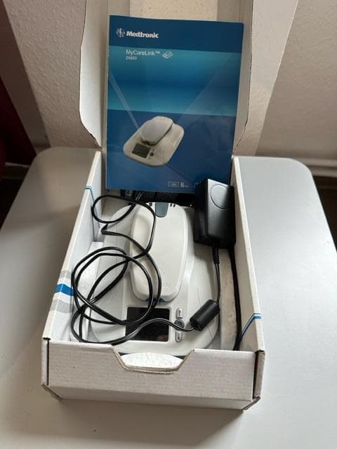 MEDTRONIC MyCareLink Patient monitor