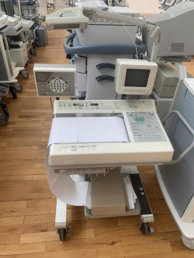 NIHON KOHDEN EEG-5614G EKG Machine