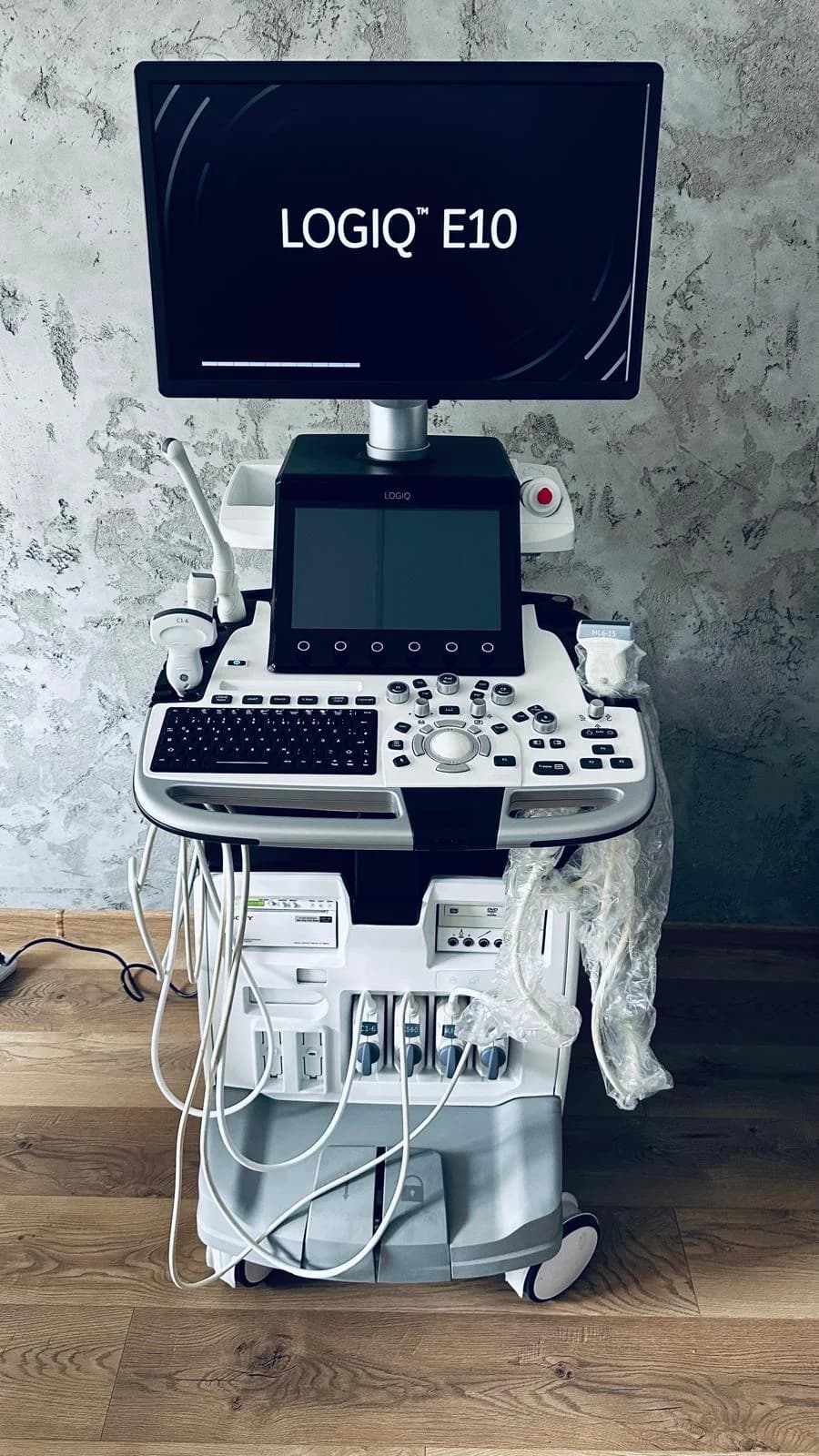 GE Logiq E10 Ultrasound Machine