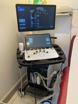 SAMSUNG V7 Ultrasound Machine